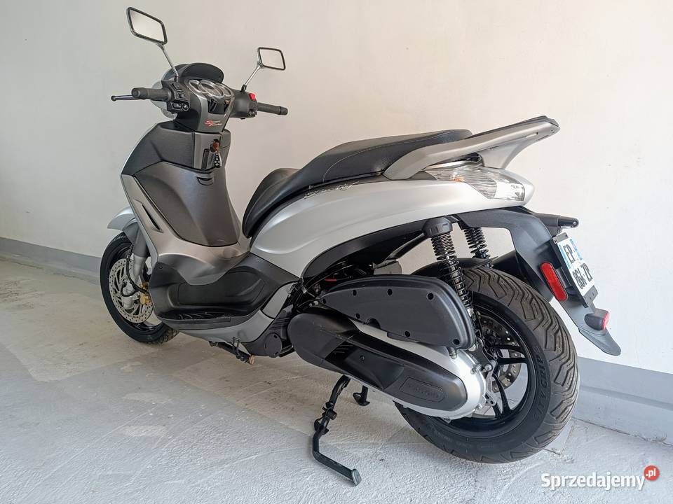 Piaggio Beverly 350 300 Sport Touring ABS ASR na Dukla