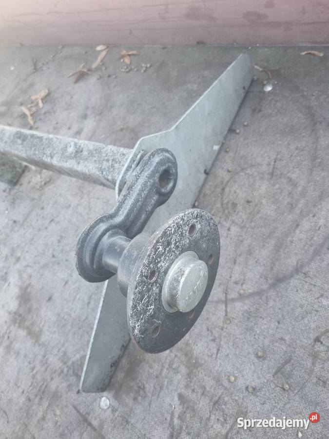Oś do przyczepy 750 z kołami Suchedniów sprzedam