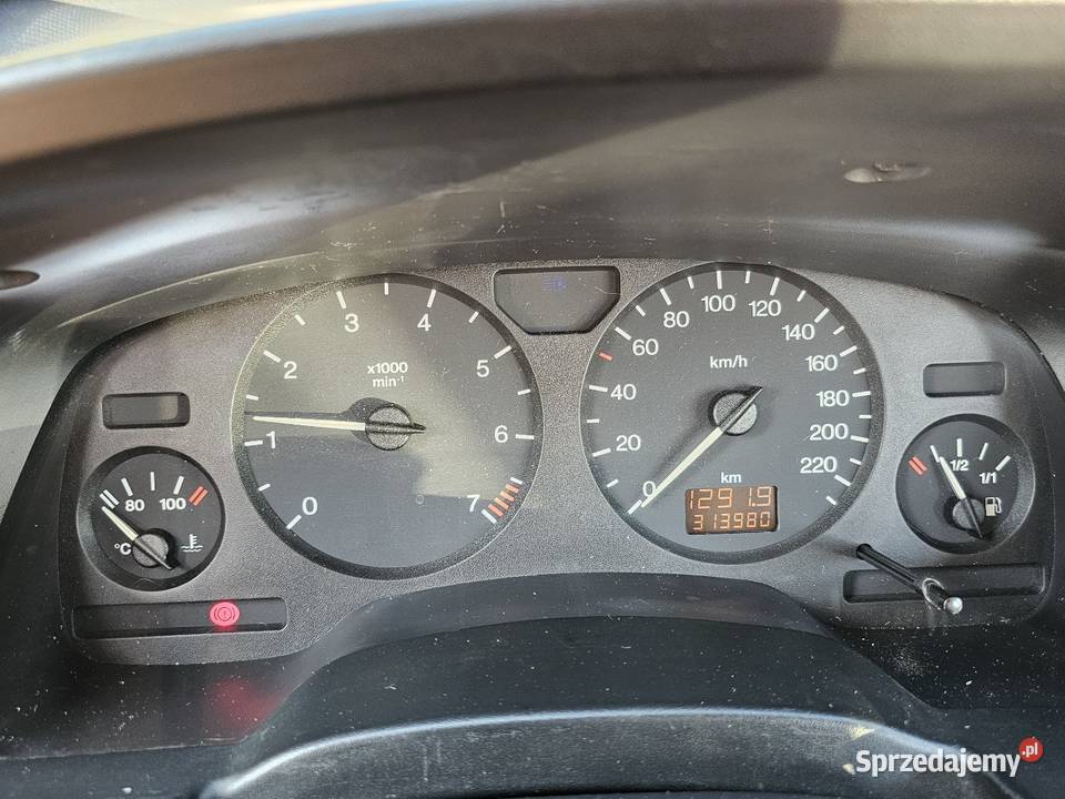Opel Zafira A 18 Benzyna 7 Osób Hak 2 Komplety ABS