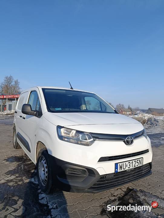 Proace City z 2021 roku Rok produkcji 2021 Płock