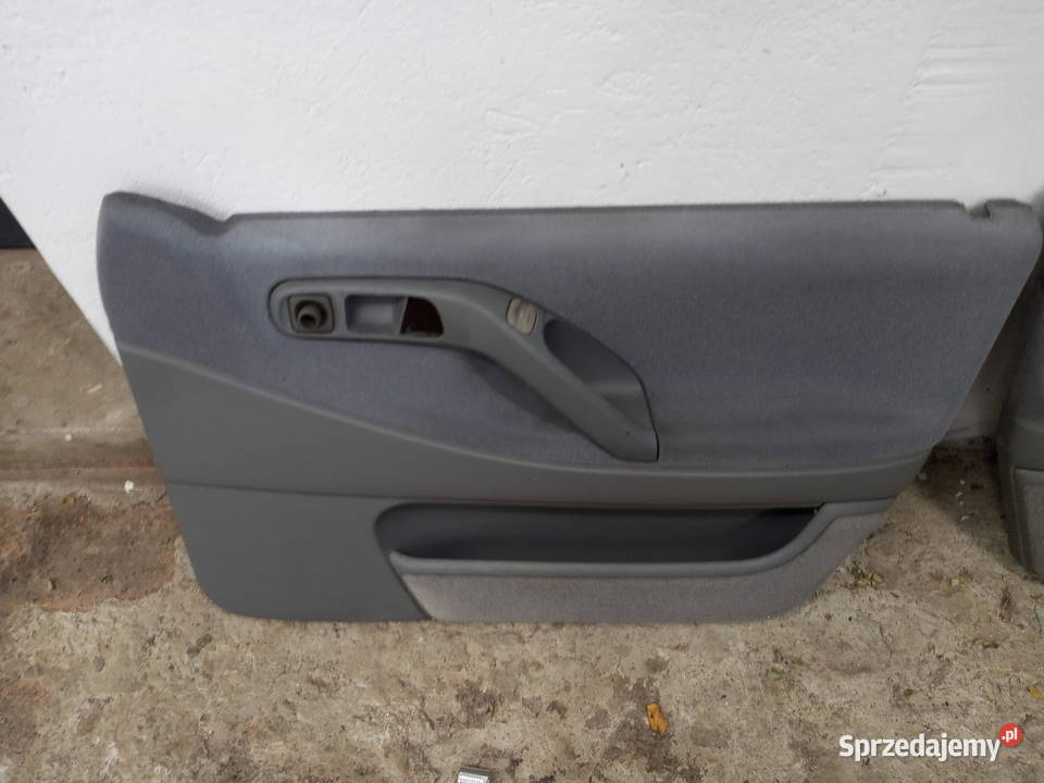 Fotele wnętrze boczki Passat B4 Kombi Fotele i kanapy Wyposażenie wnętrza wielkopolskie sprzedam