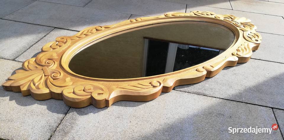 Lustro owalne w drewnianej rzeźbionej ramie Garwolin