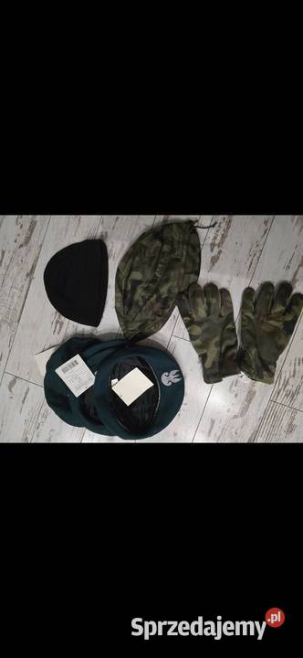 Sprzedam mundury wojskowe Marki