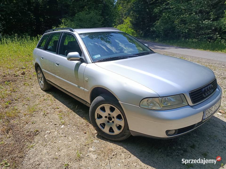 Audi A4 Audi A4 B5 Avant lift 18T PBLPG hak nowa Bircza