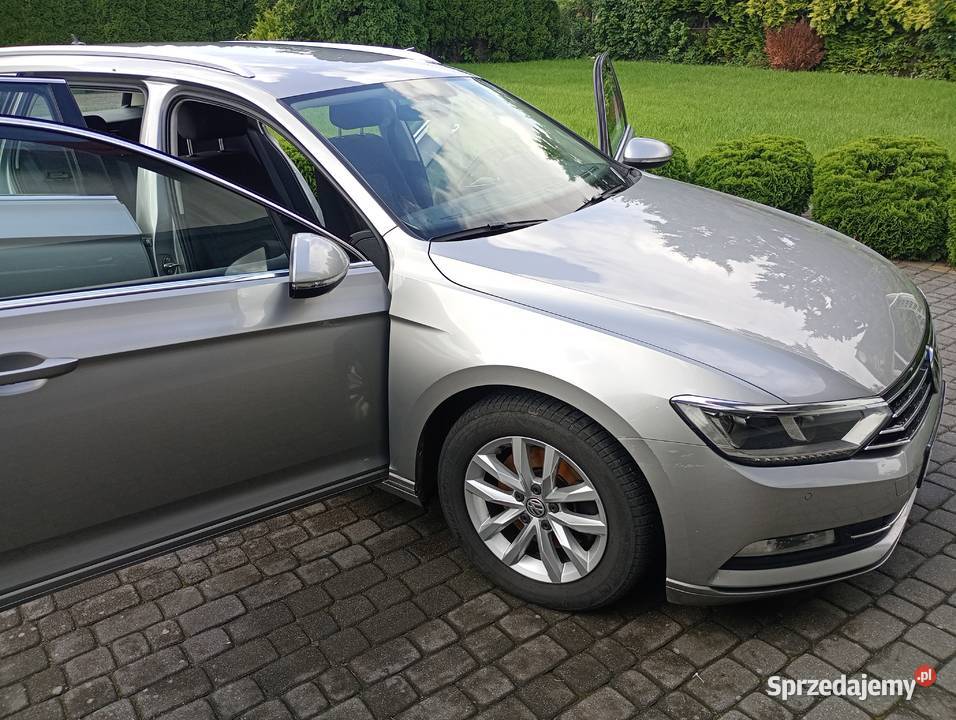 Sprzedam Vw Passat B8 16 TDI BMT 2017 Robuń