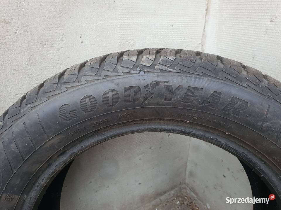 Opona 2056016 sprzedam