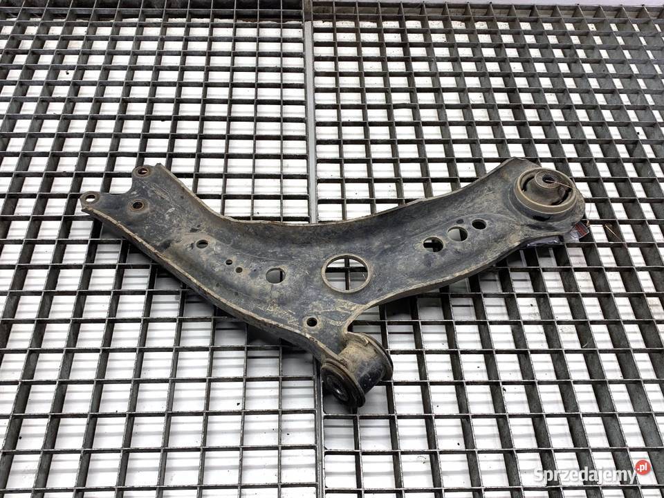 WAHACZ LEWY PRZÓD VW GOLF VII Hatchback