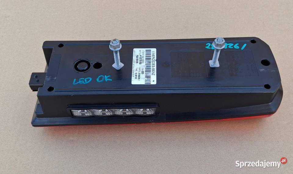 MERCEDES ACTROS MP4 MP5 LAMPA LEWY TYŁ LEWA Bieleń