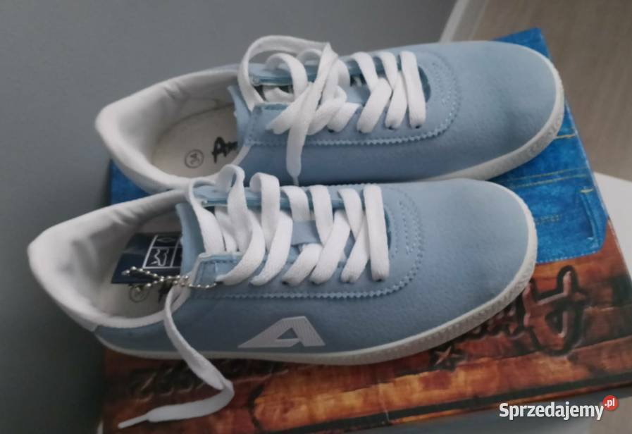 Buty niebieskie rozmiar 34 9 Opole Lubelskie