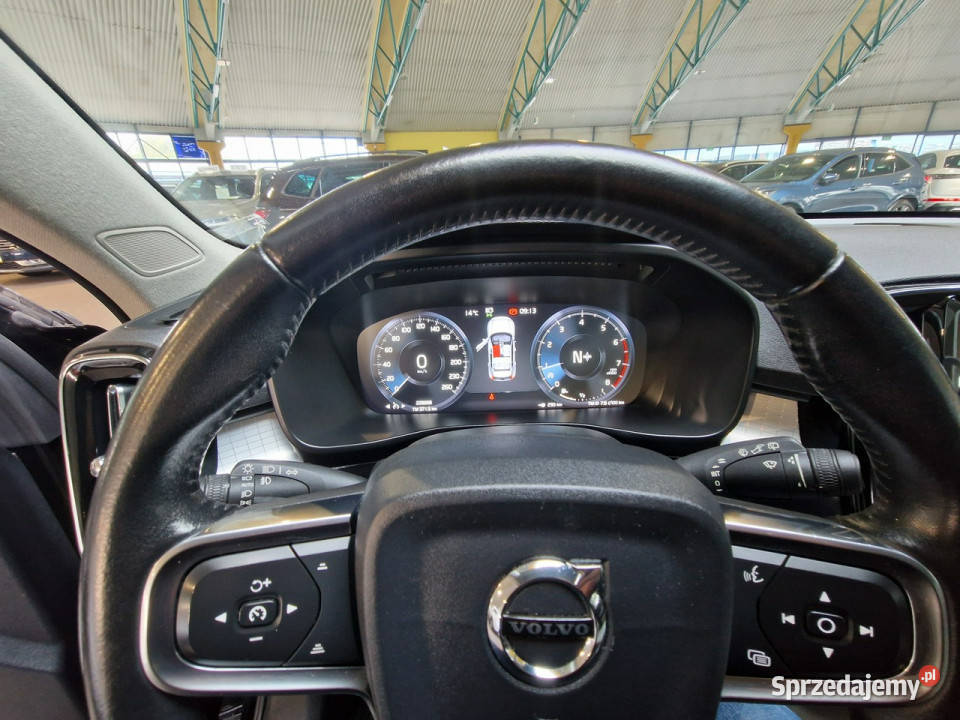 Volvo XC 40 opis W podanej Roczna Gwarancja Mysłowice sprzedam