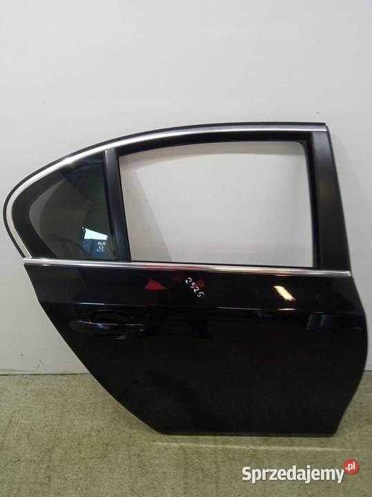 DRZWI PRAWE TYŁ CZARNE SEDAN Bmw Seria 5 V