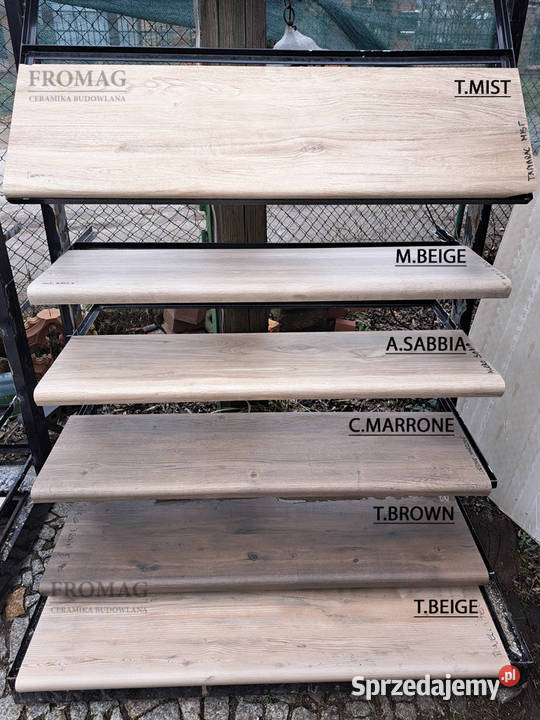 stopnica V shape acero ochra Wrocław