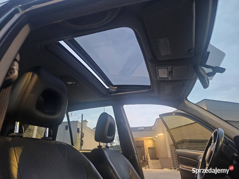 Toyota Rav4 2004 bogate wyposażenie Zarejestrowany w Polsce sprzedam