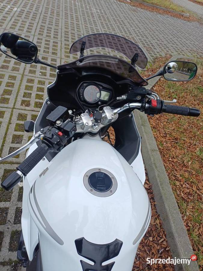 Suzuki GSX 1250 FA 2012 3 kufry ABS podgrzewane manetki Sandomierz sprzedam