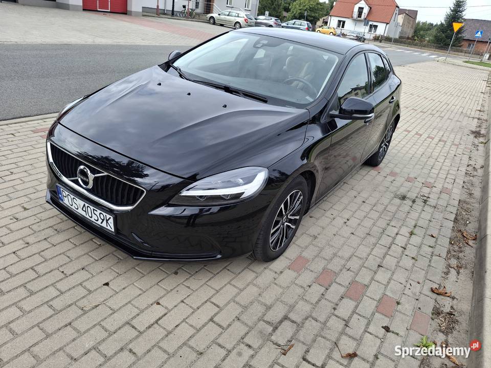 Sprzedam volvo v40 Rok produkcji 2019 Ostrów Wielkopolski sprzedam
