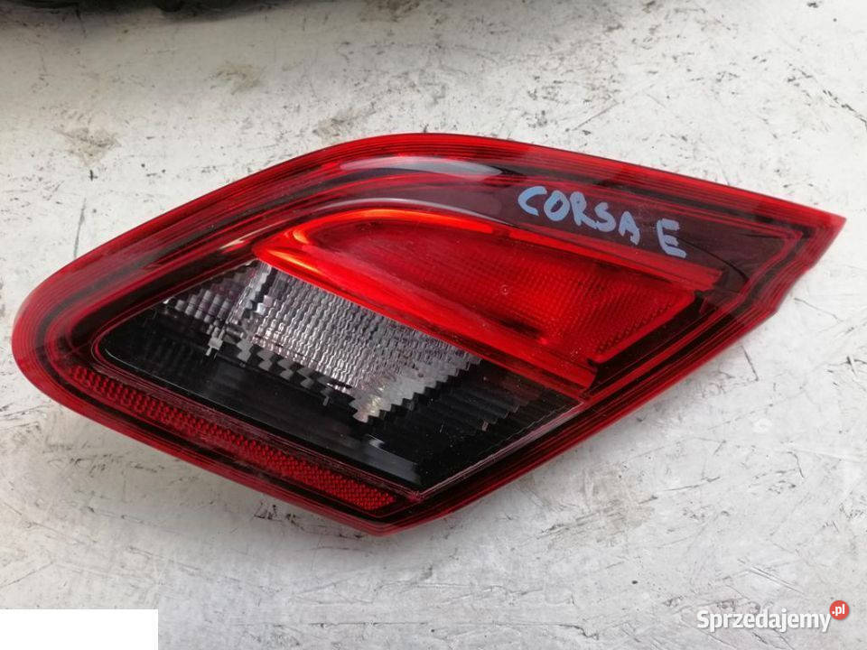 OPEL CORSA E LAMPA W KLAPE PRAWY TYŁ Kozubszczyzna sprzedam