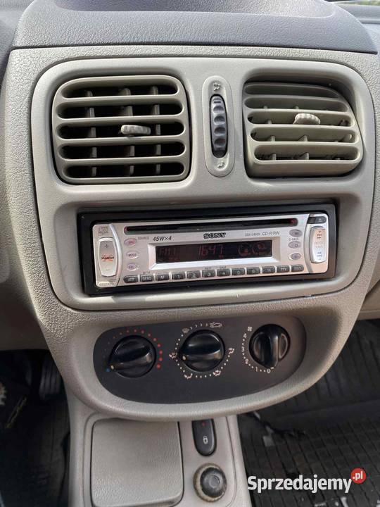 Sprzedam Renault Thalia 14 BenzynaGaz 2002r Lublin