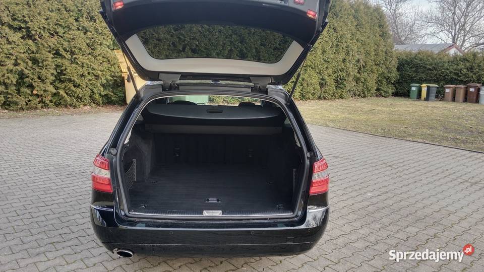 MERCEDES W212 18 BENZYNA 183 ELEGANCE Rok produkcji 2011 sprzedam