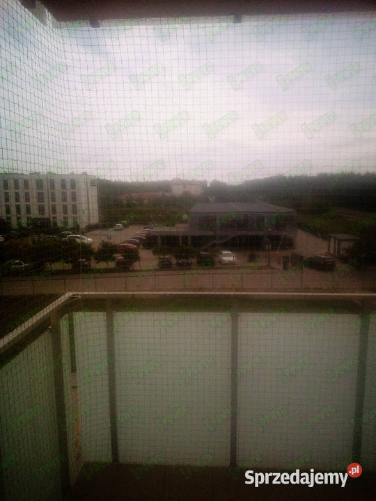Zakładanie siatek na balkon bez wiercenia Warszawa