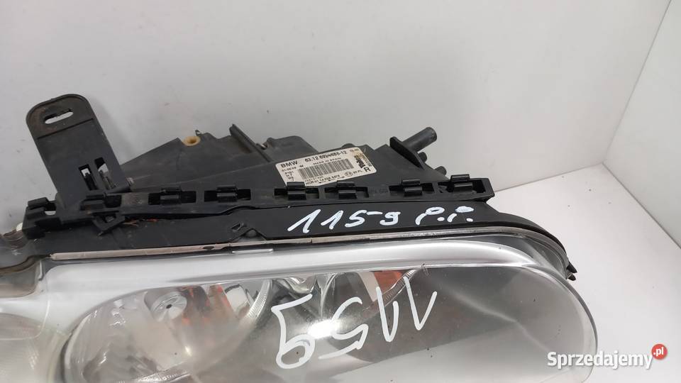 BMW 1 E87 LAMPA PRZÓD PRAWA osobowe Zbierkowo