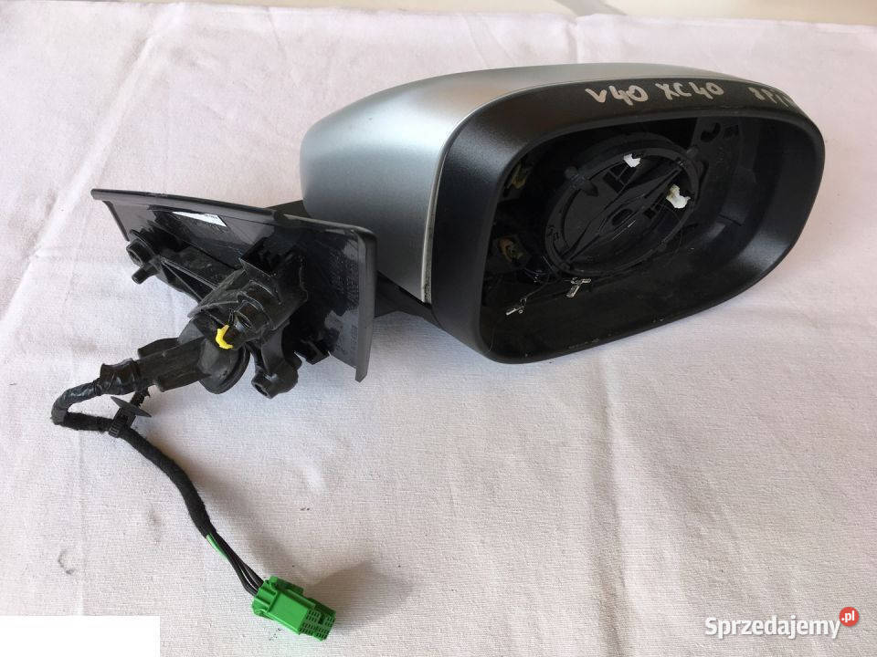 VOLVO V40 XC40 LUSTERKO PRAWE 8 PIN lubelskie Kozubszczyzna