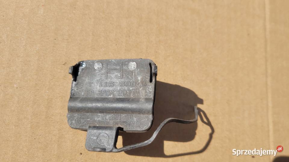 BMW E90 ZAŚLEPKA HAKA HAK ZDERZAK TYŁ 7116690 89 Ruda Śląska