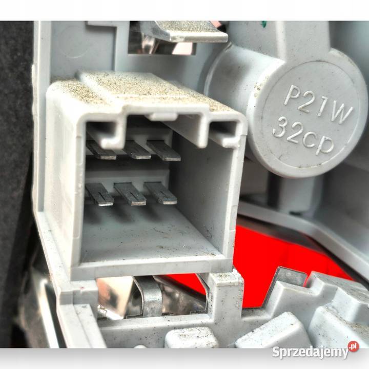 LAMPA LEWA Volvo V60 20102018 tylna tylnia lewy osobowe Chełm