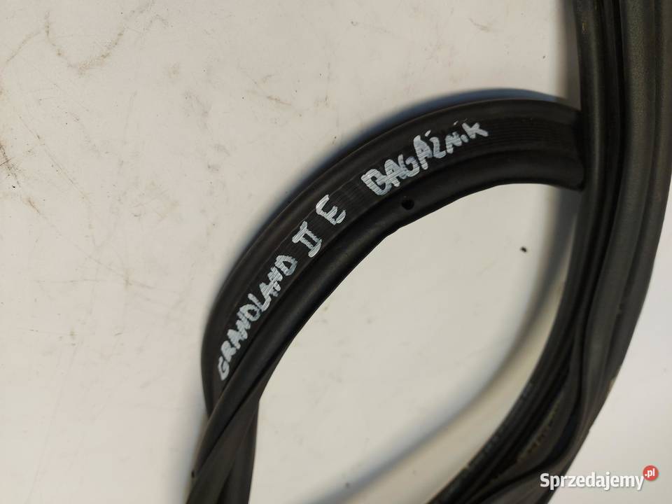 OPEL Grandland II 2024 Uszczelka klapy bagażnika sprzedam