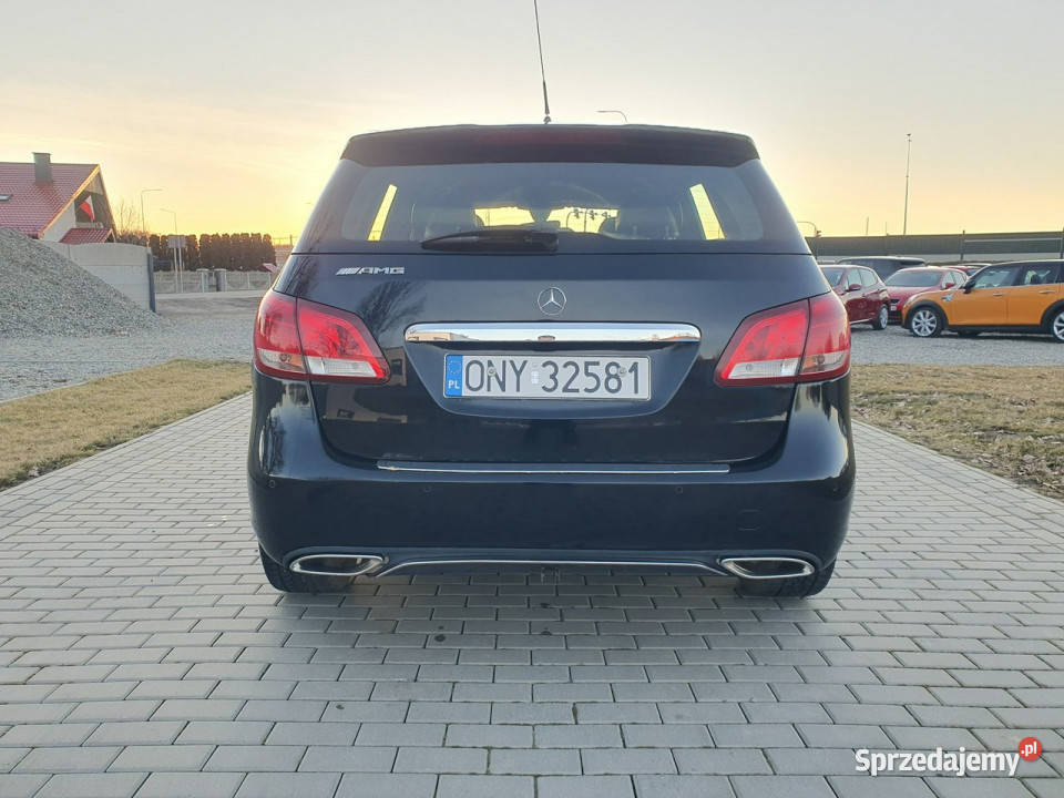 Mercedes B 180 B180cdi Automat Skóra LIFT 2015r gniazdo SD Strobice sprzedam