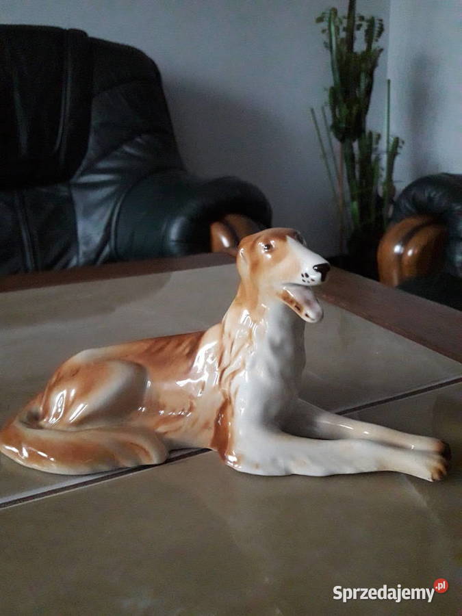 Royal Dux porcelanowy pies Chart Czechosłowacja Janów Lubelski