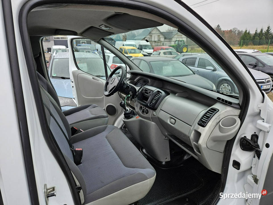 Opel Vivaro Opłacony Zadbany Serwisowany z Klimą Kisielice