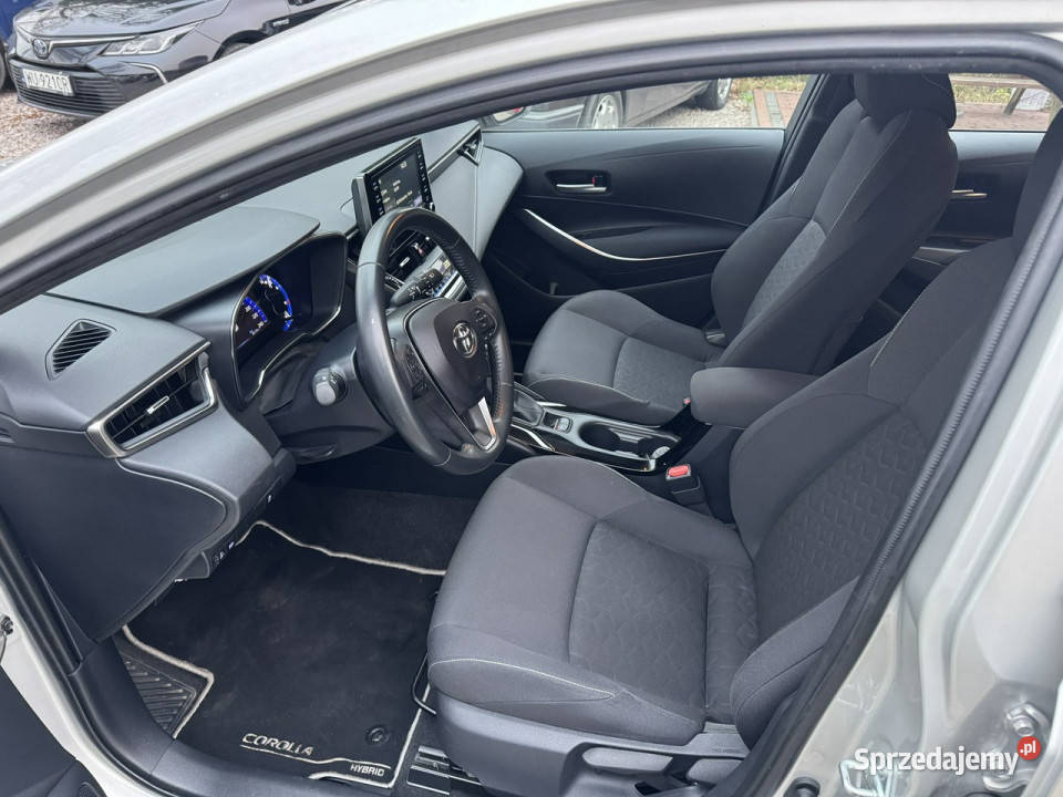 Toyota Corolla 18 HSD 80 Virtual Ast Parkowania 80000km Otwock Mały