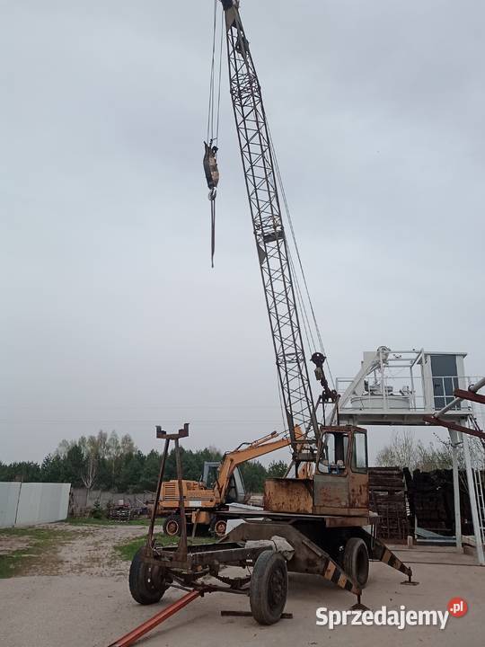 wciągarka suwnica zblocze linowe koło