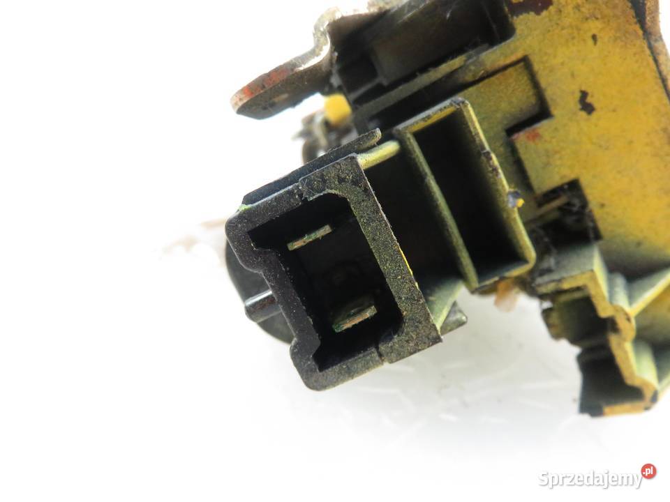 ZAMEK PRAWY PRZEDNI RENAULT MASTER II osobowe małopolskie