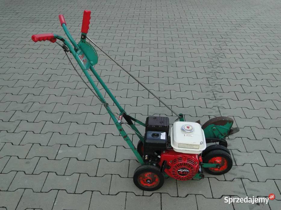 KRAWĘDZIARKA do trawy obrzeży WYCINARKA DARNI Łętownia