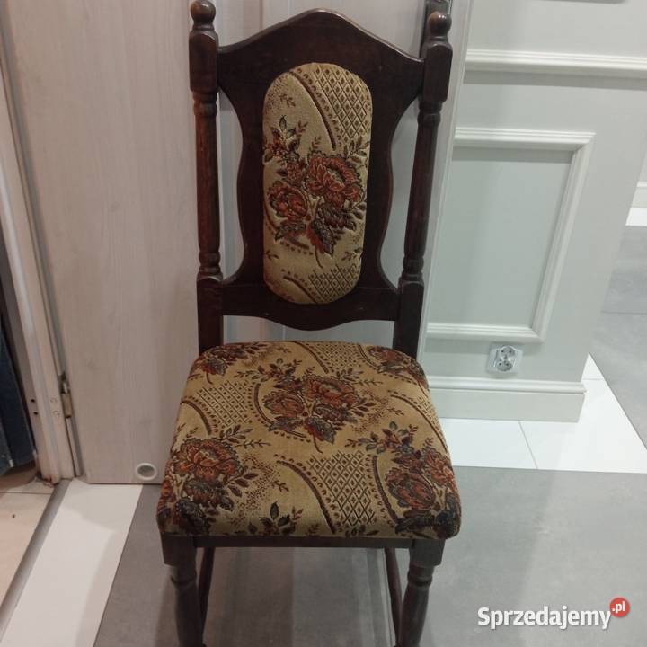 Solidne tapicerowane krzesło antyk