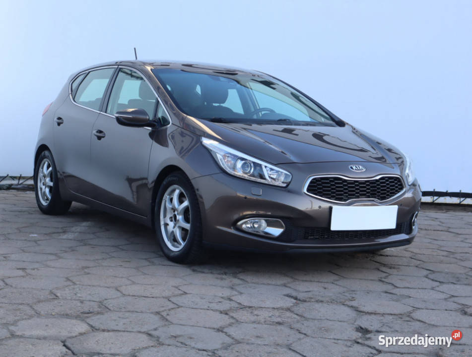 Kia Ceed 14 CVVT nawigacja sprzedam