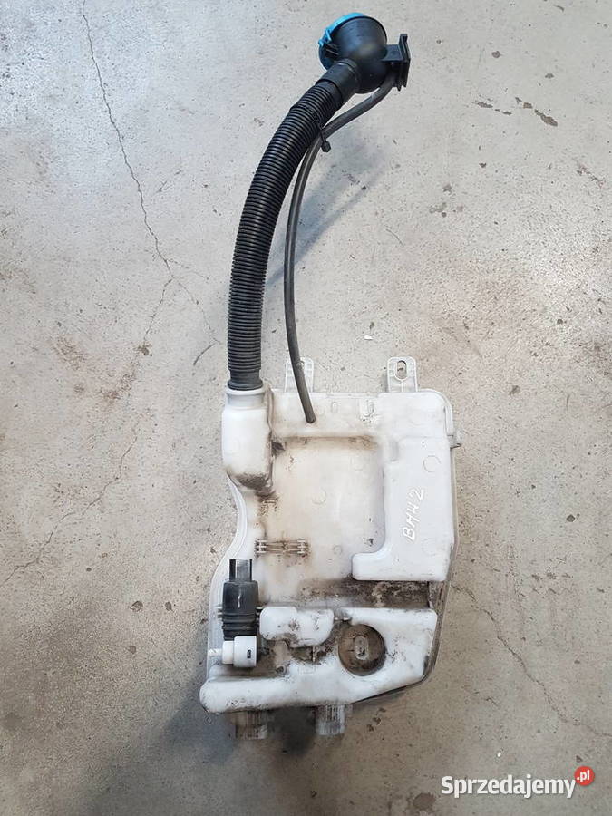 BMW 2 LCI F46 BMW X1 ZBIORNICZEK SPRYSKIWACZY wielkopolskie Turek