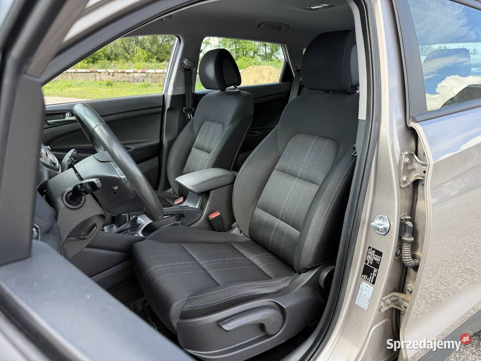 Hyundai Tucson 16 BENZYNA Klimatyzacja Nawigacja czujnik zmierzchu Konin