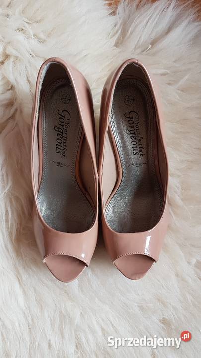 Look Cieliste szpilki beżowe Nude Open toe