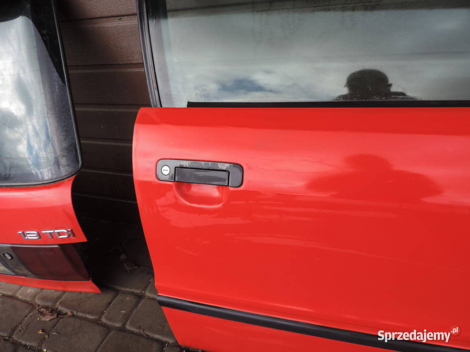 AUDI 80 B4 KOMBI DRZWI PRAWY PRZÓD Rok produkcji 1996 Nowy Sącz sprzedam