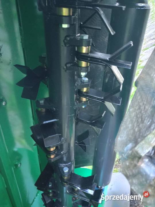 kosiarka bijakowa na wysięgniku długim ramieniu Żurawica