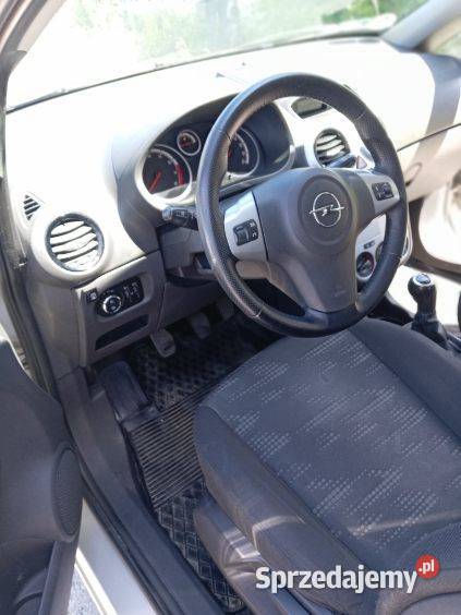 Opel Corsa 12 16V Cosmo z 2011 Corsa Tarnów