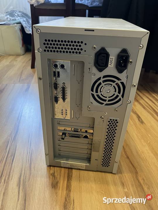Zabytkowy komputer PC ATX Pentium MMX 200MHz