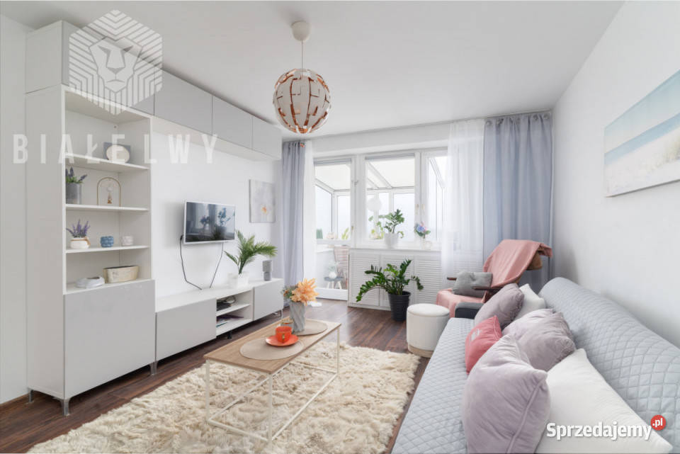 sprzedaży mieszkania 575m2 3 pokoje Warszawa