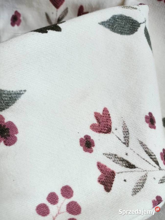 Bluza dziewczęca cienka w kwiatki z falbankami Płock