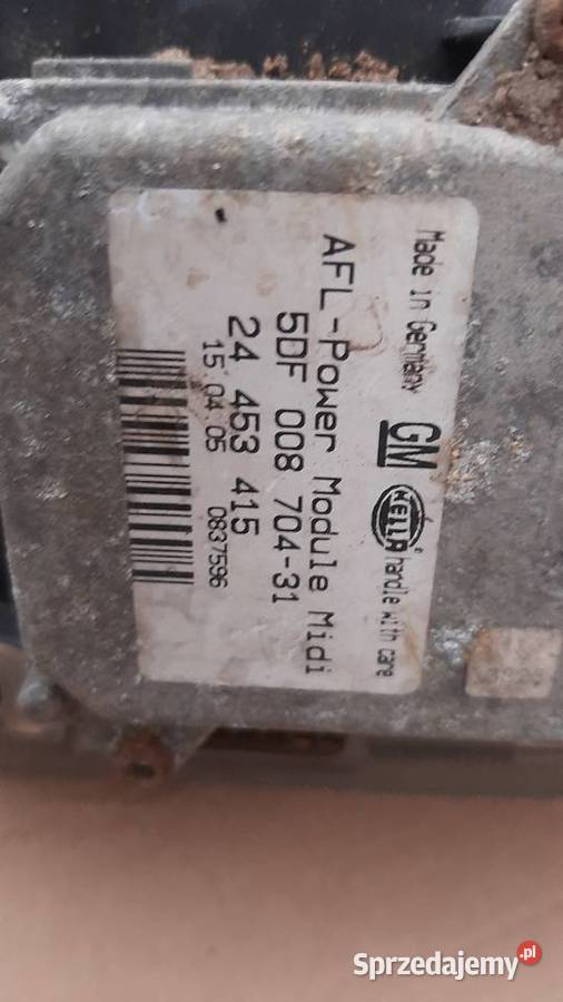 lampa przednia prawa lewa Opel vectra C signum Lampy przednie Korzeńsko sprzedam