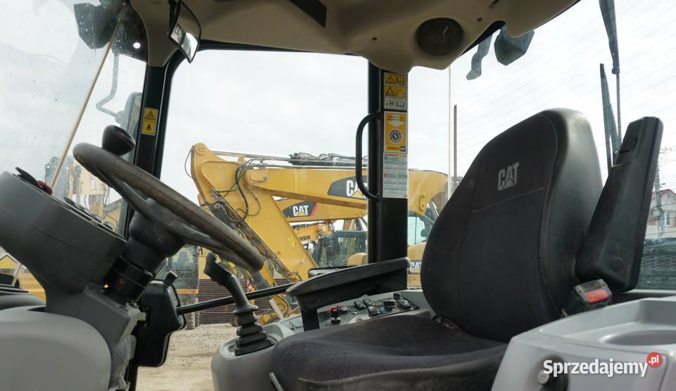 Ładowarka CAT 906 M 2016 świętokrzyskie Jeziorko