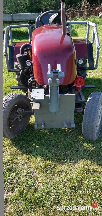 Traktorek sam Majdan Zahorodyński