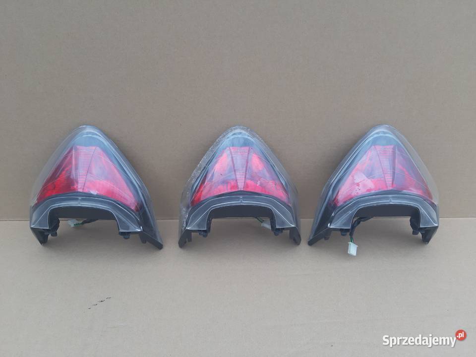HONDA CBR 125 JC34 LAMPA TYŁ TYLNA Bieleń